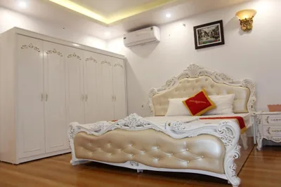 Habitación King con balcón — Quang Thang Cat Ba hotel